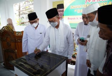 Resmi, TPA Masjid Darul Muttaqien di Pontianak Barat