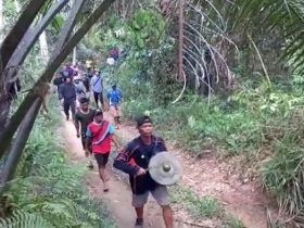 Pukul Gong, Cara Mencari Orang Hilang di Menjalin