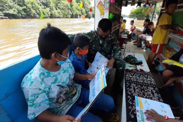 perpustakaan apung