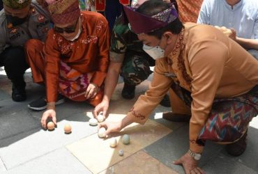 Dua Kali Setahun, Kulminasi Matahari di Tugu Khatulistiwa