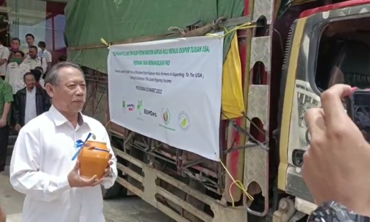 Seribu Ton Kratom Kapuas Hulu Dikirim ke Amerika