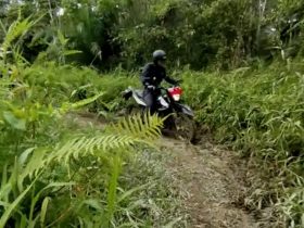 bupati naik motor