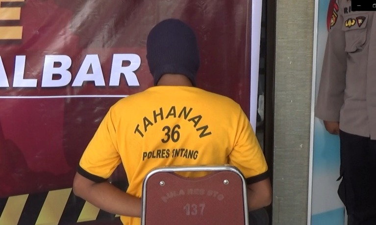 karyawan bunuh majikan