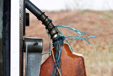 pertalite langka - harga BBM naik - isi BBM dengan jeriken - solar bersubsidi