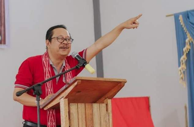 Pembekuan 2 sekolah katolik