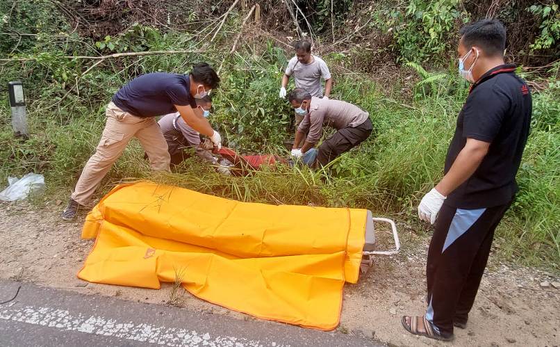 meninggal di Jl Trans Kalimantan