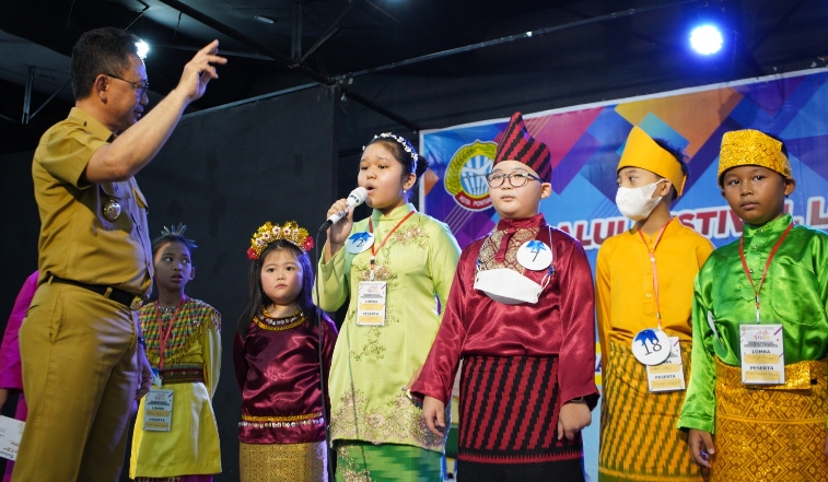 festival seni tingkat SD