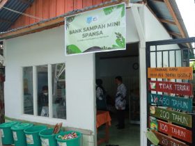 bank sampah di sekolah