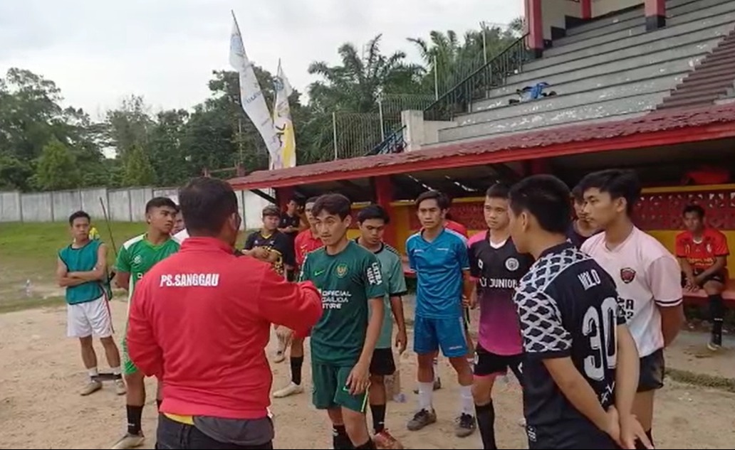 sepak bola sanggau