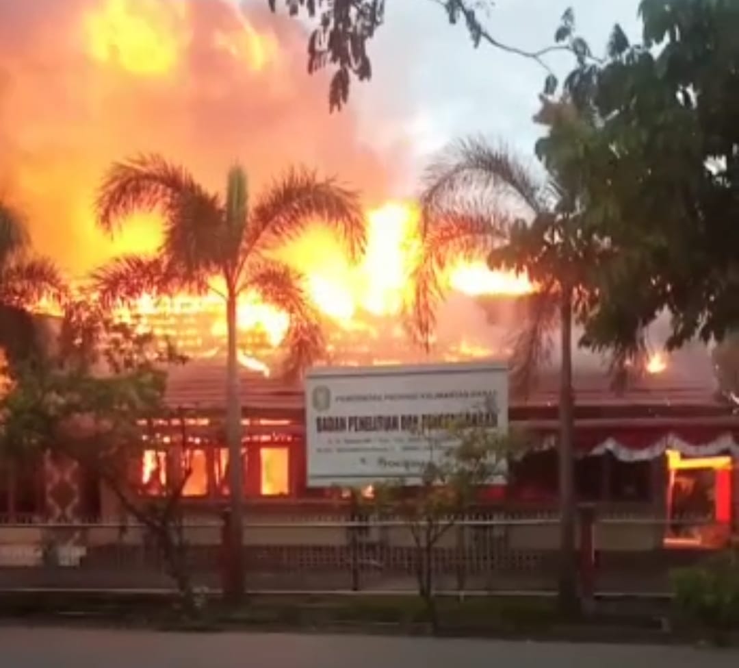 kebakaran kantor balitbang