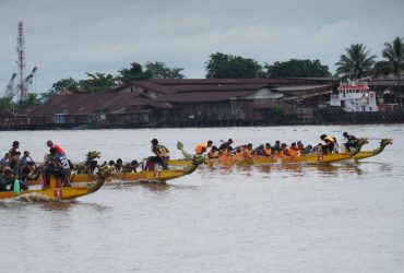 lomba dayung pontianak
