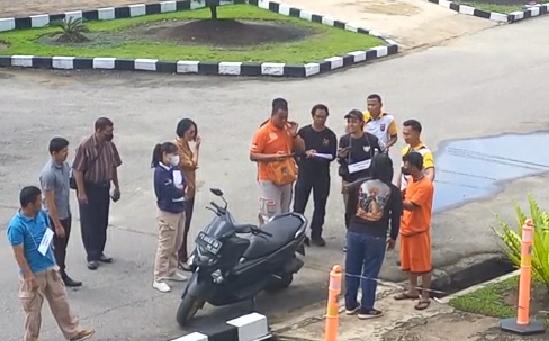 pembunuhan di entikong