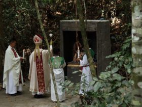 jalan salib di Anjungan