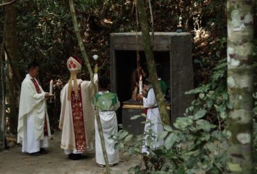 jalan salib di Anjungan