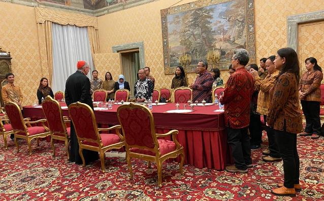 wartawan katolik di vatican