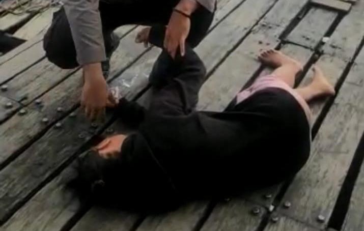 perempuan tanpa identitas