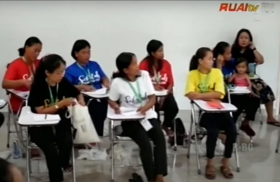 perempuan adat Kalbar