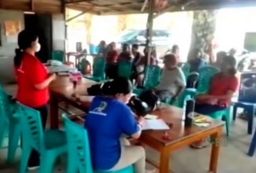 sekolah perempuan adat