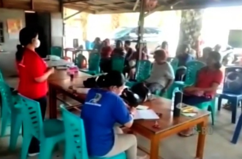 sekolah perempuan adat