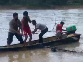 mayat di sungai melawi