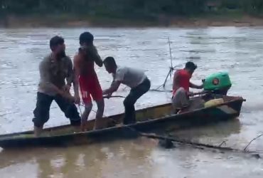 mayat di sungai melawi