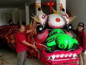naga raksasa