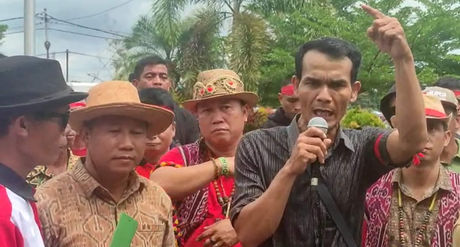 demo di Sintang