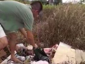 bayi di tempat sampah