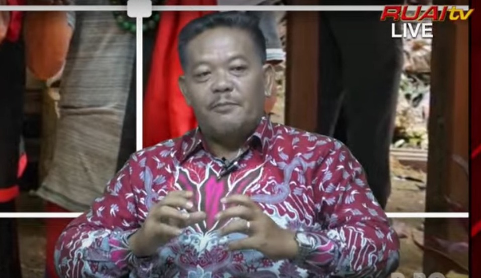 Bupati Sanggau Paolus Hadi.