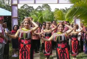 keling kumang festival