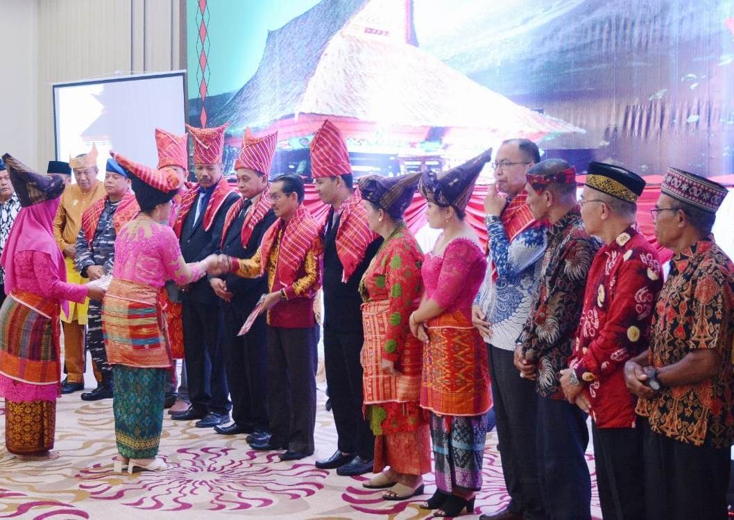 komunitas Karo Ketapang