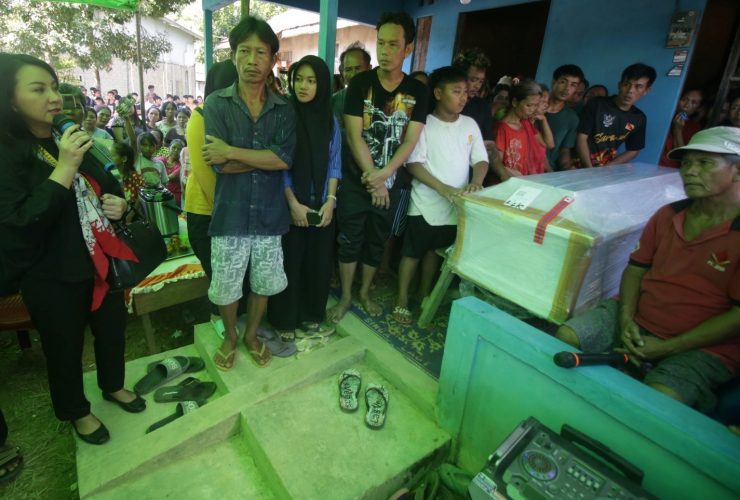 warga landak terbunuh