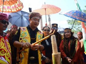 ritual dayak nungkat gumi